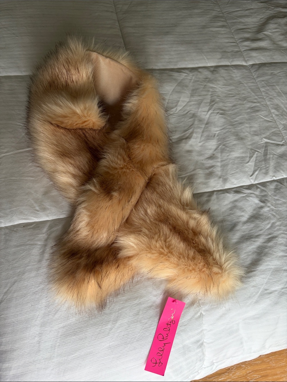 Lilly Pulitzer Faux Fur Scarf in Light Tan and Cream